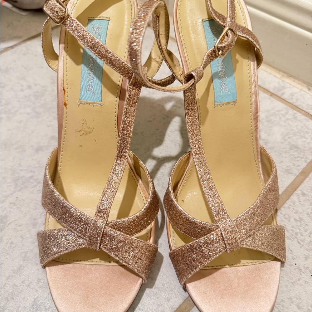 Betsey Johnson Rose Gold Glitter T-Strap Heeled Sandals